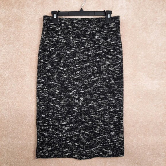 Ann Taylor Woven/Knit Black Pencil Midi Skirt Size 4 - Picture 1 of 6